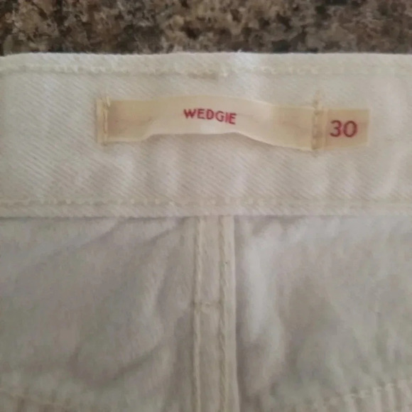 Levi’s Wedgie Icon Fit Jean Light Relief  30 - Picture 14 of 14